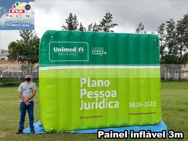 Painel inflável gigante promocional Unimed Patos de Minas, 3 m