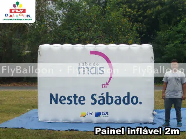 Painel inflável promocional Sábado Mais CDL Criciúma, 2 m